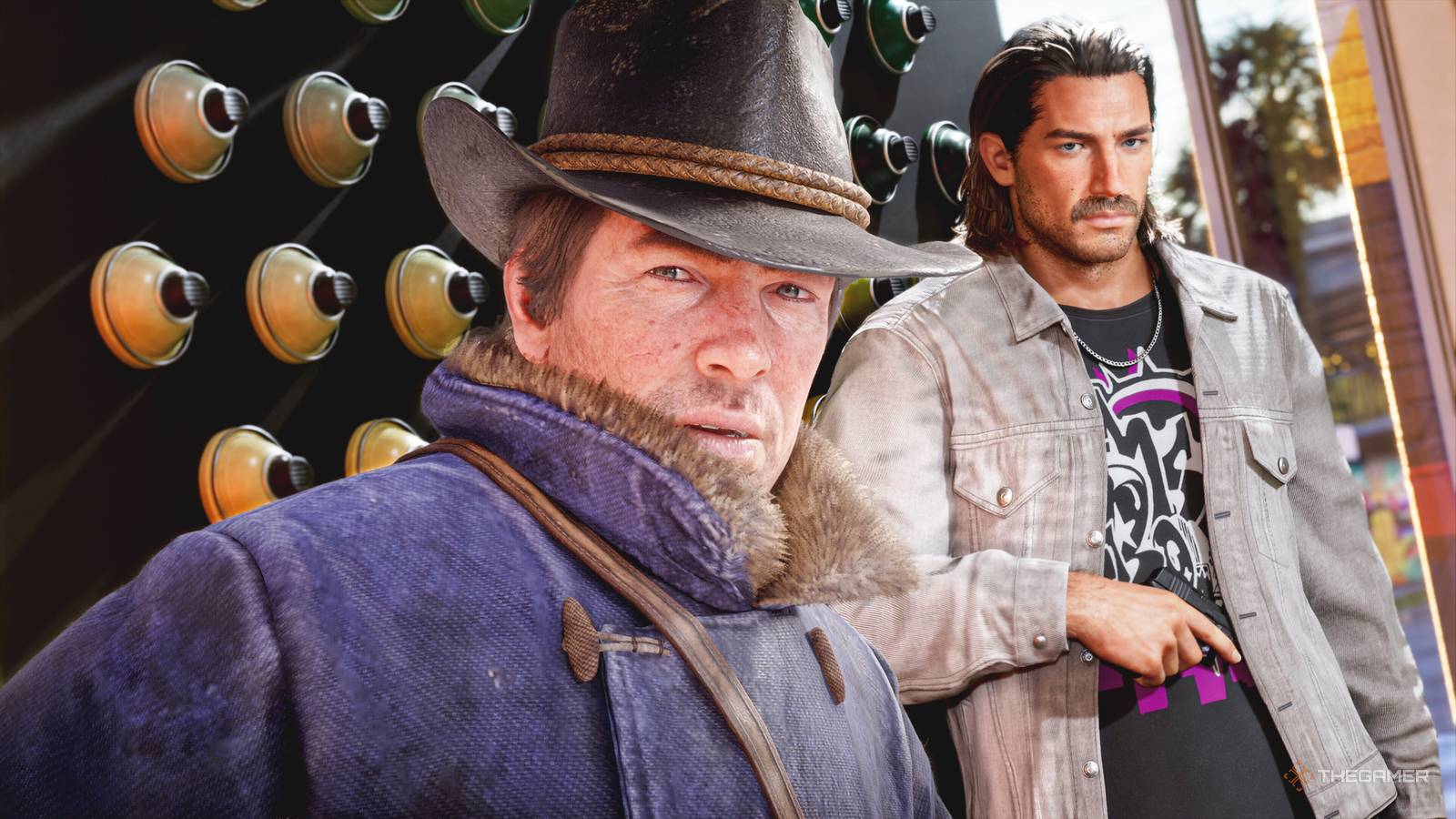 Arthur Morgan de Red Dead Redemption 2 au premier plan, Jason Duval de GTA VI en veste en jean à l’arrière-plan