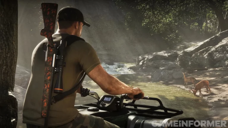 En quad dans les bois, fusil dans le dos