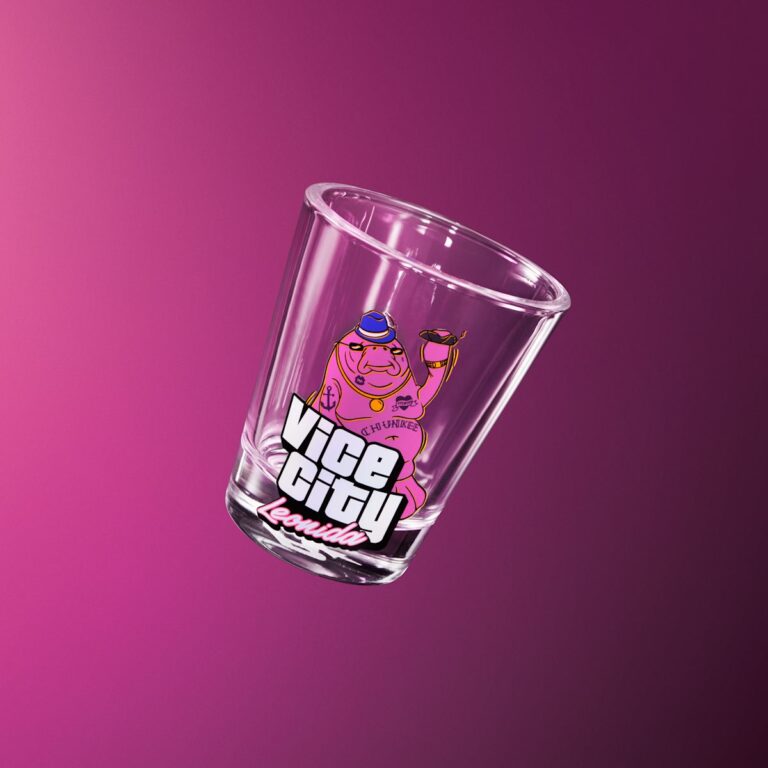 Verre à shot orné de Chunkee le lamantin et du logo Vice City