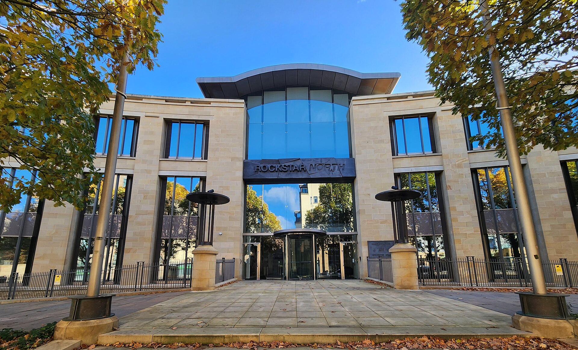 Le siège de Rockstar North à Édimbourg vu de l'extérieur