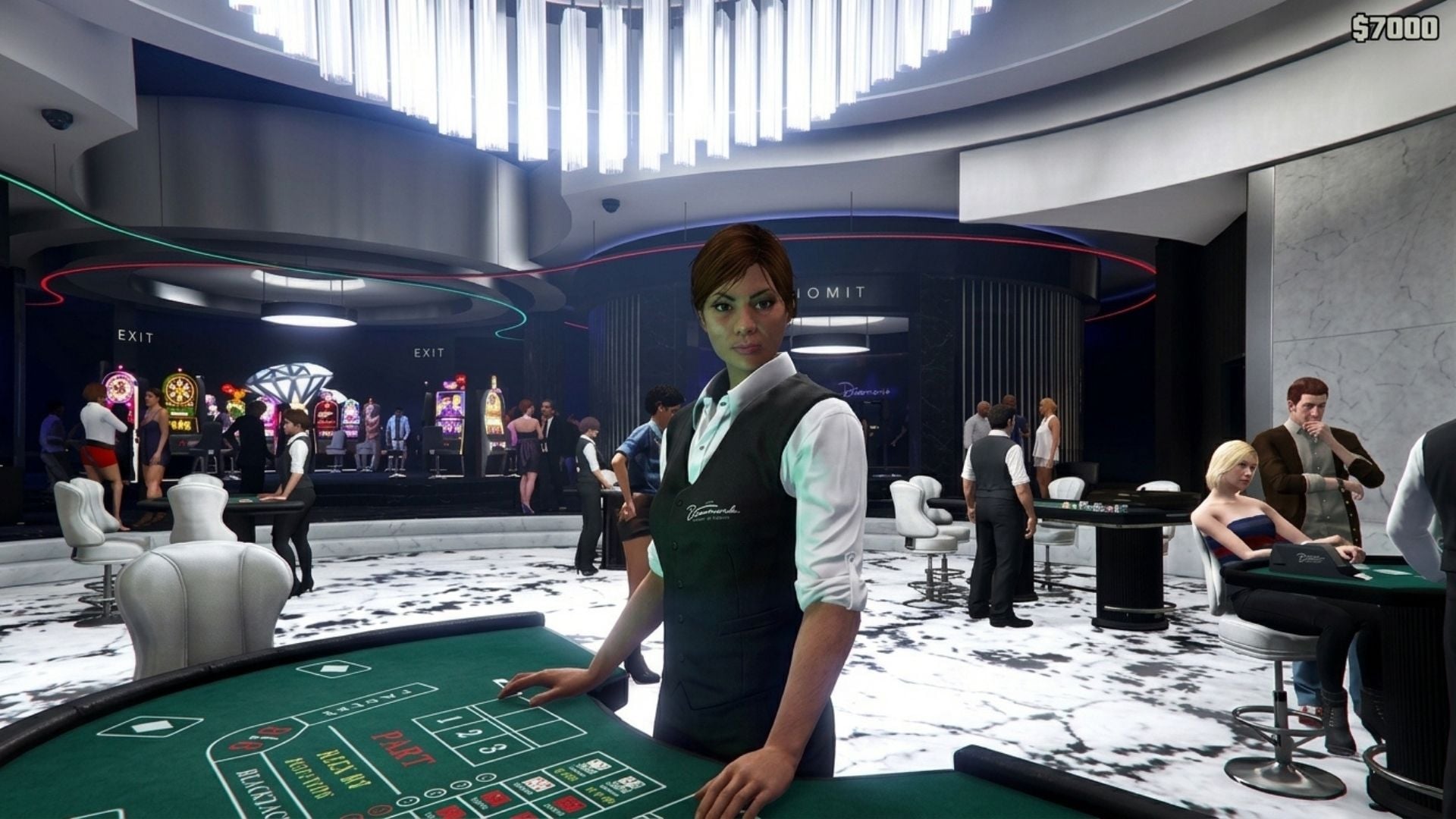 Capture d'ecran de GTA Online montrant une croupiere du Diamond Casino & Resort derriere une table de blackjack