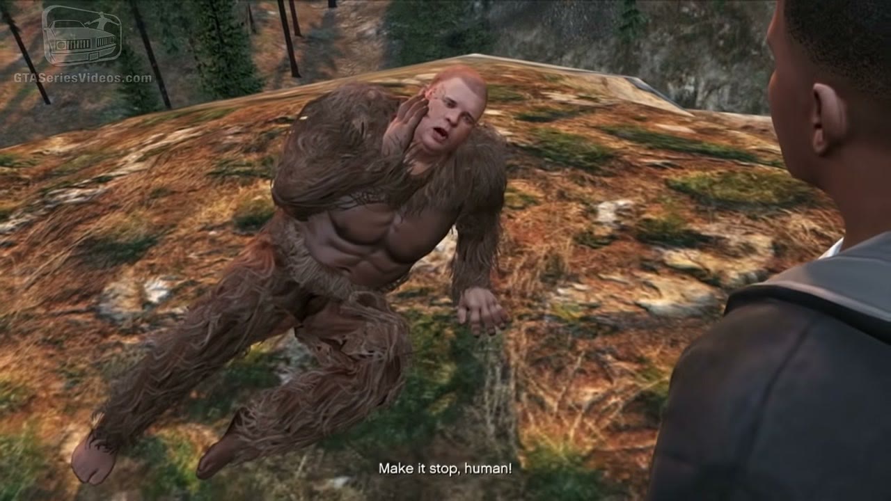 Franklin face à l'homme déguisé en Bigfoot à la fin de la mission The Last One dans GTA V