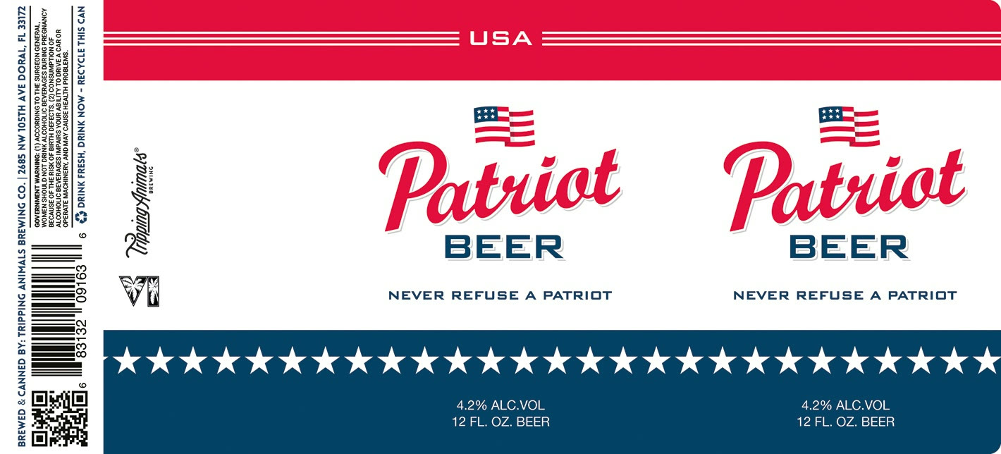 Étiquette de canette de la bière Patriot, rouge, blanche et bleue, slogan Never refuse a Patriot, logos Tripping Animals et VI