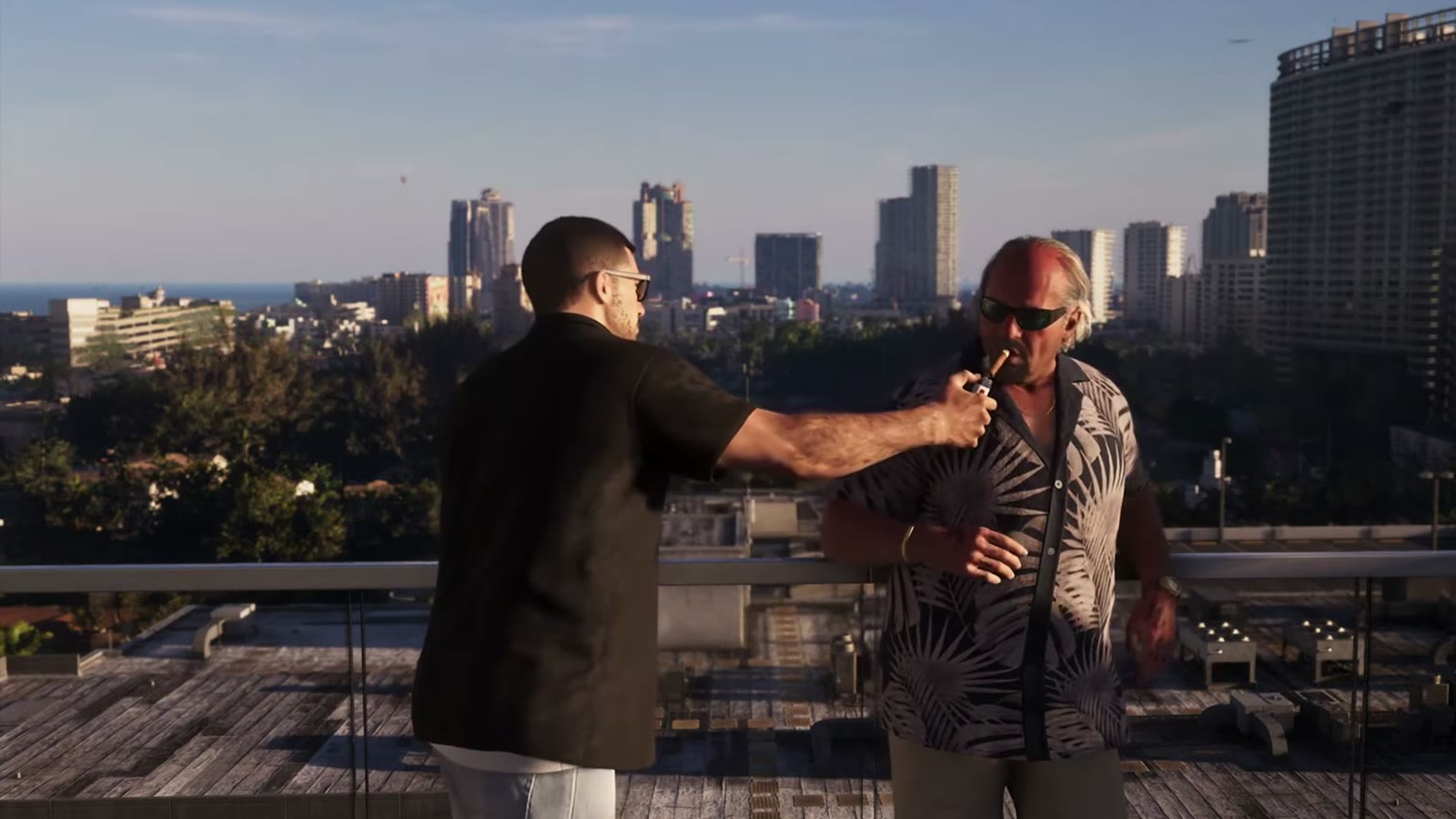 Jason Duval allume le cigare de Brian Heder sur un toit de Vice City